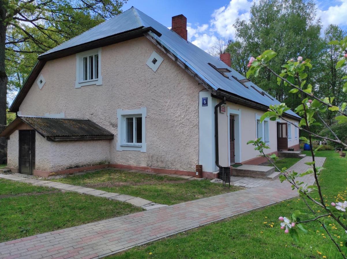 Ferienwohnung Birzites 5 Valmiera Exterior foto